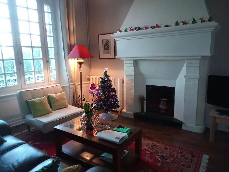 Holiday home Villa La Cote Du Chat 3* En Bretagne Romantique Hede-Bazouges